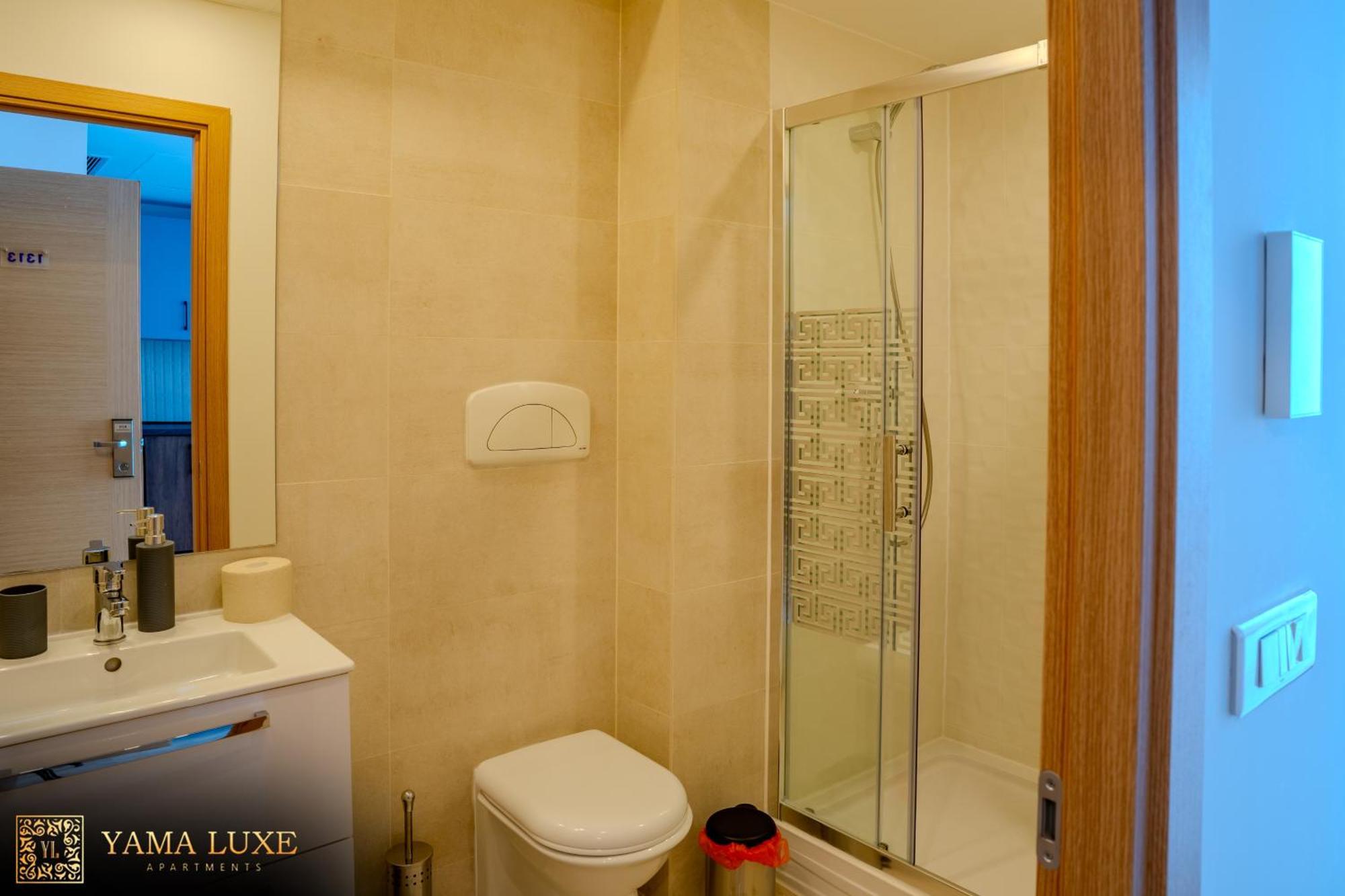 Yamaluxe Apartments - Blue & Pink Vibes بوخارست المظهر الخارجي الصورة